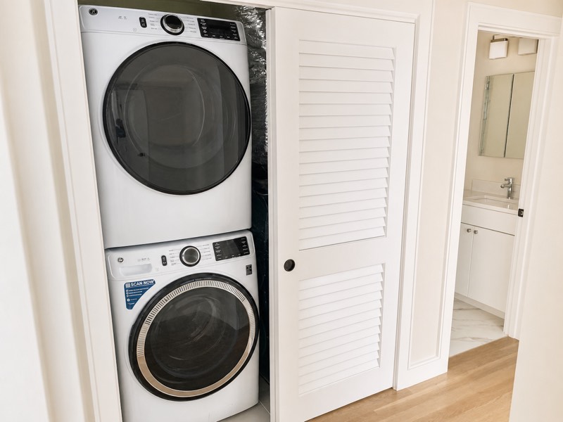 Washer and dryer in unit at 285 Lamartine Street Unit 2